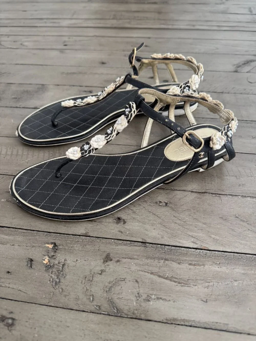 CHANEL Camellia T-Strap Flat Leather Floral Applique Interlocking Sandals 38.5C
